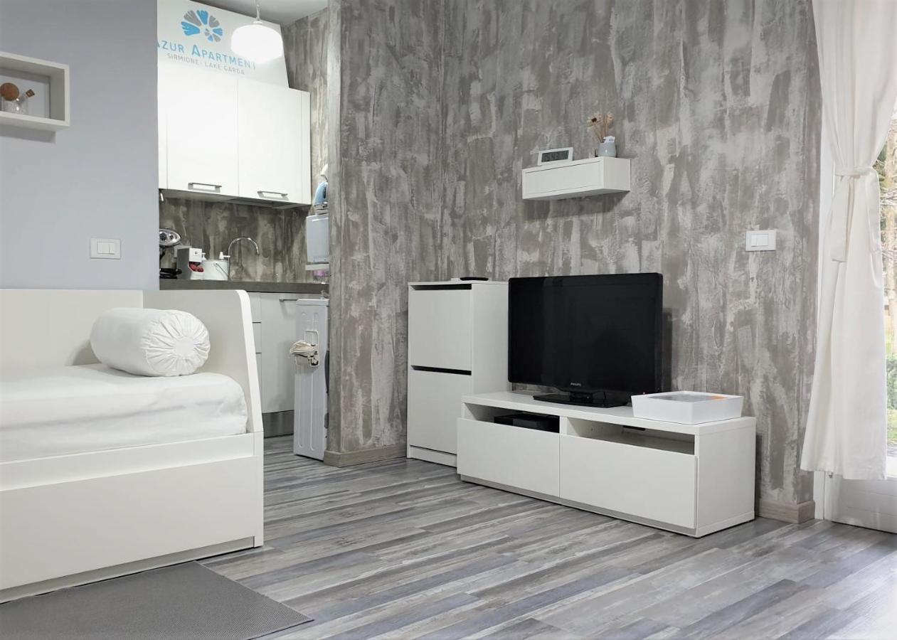 Azur Apartment シルミオーネ エクステリア 写真